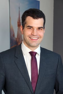 Dr. Gregor Klammer